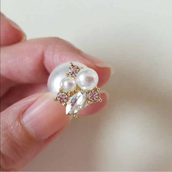 Faux Pearl Crystal Rhinestone Stud Earrings - Picture 5 of 5